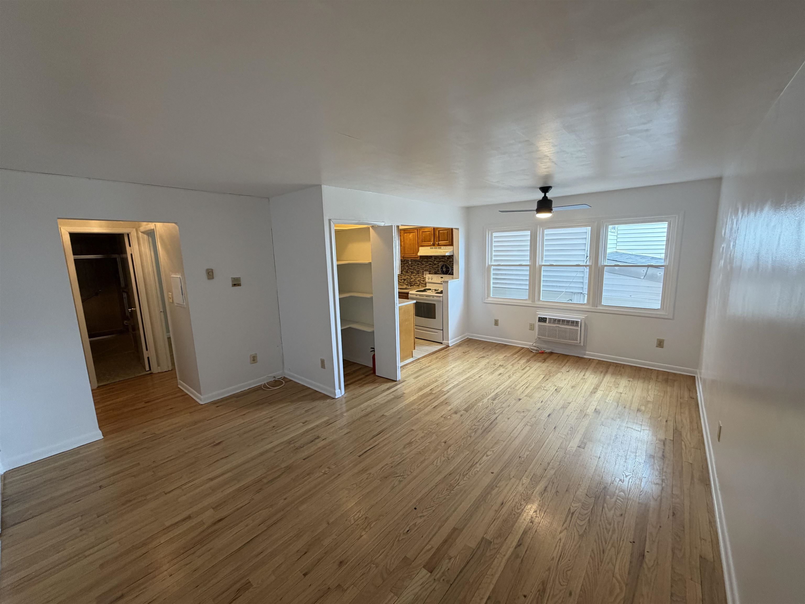 310 70th Street Guttenberg, NJ 07093 - Photo 5 of 13