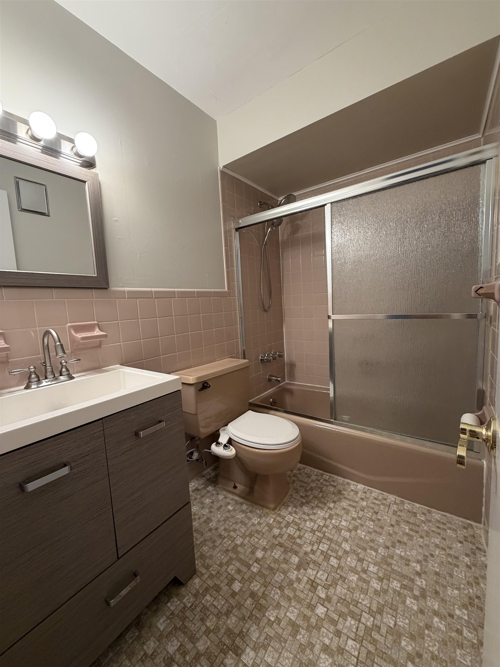 310 70th Street Guttenberg, NJ 07093 - Photo 9 of 13