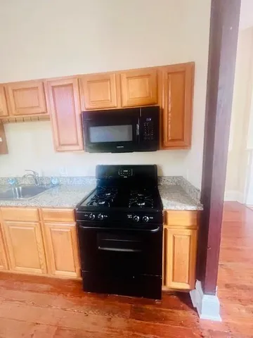 $1,600 | 2501 Burgundy Street, New Orleans, LA 70117