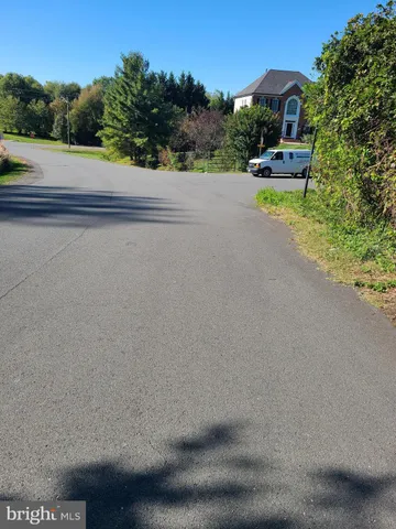 a house view with a outdoor space