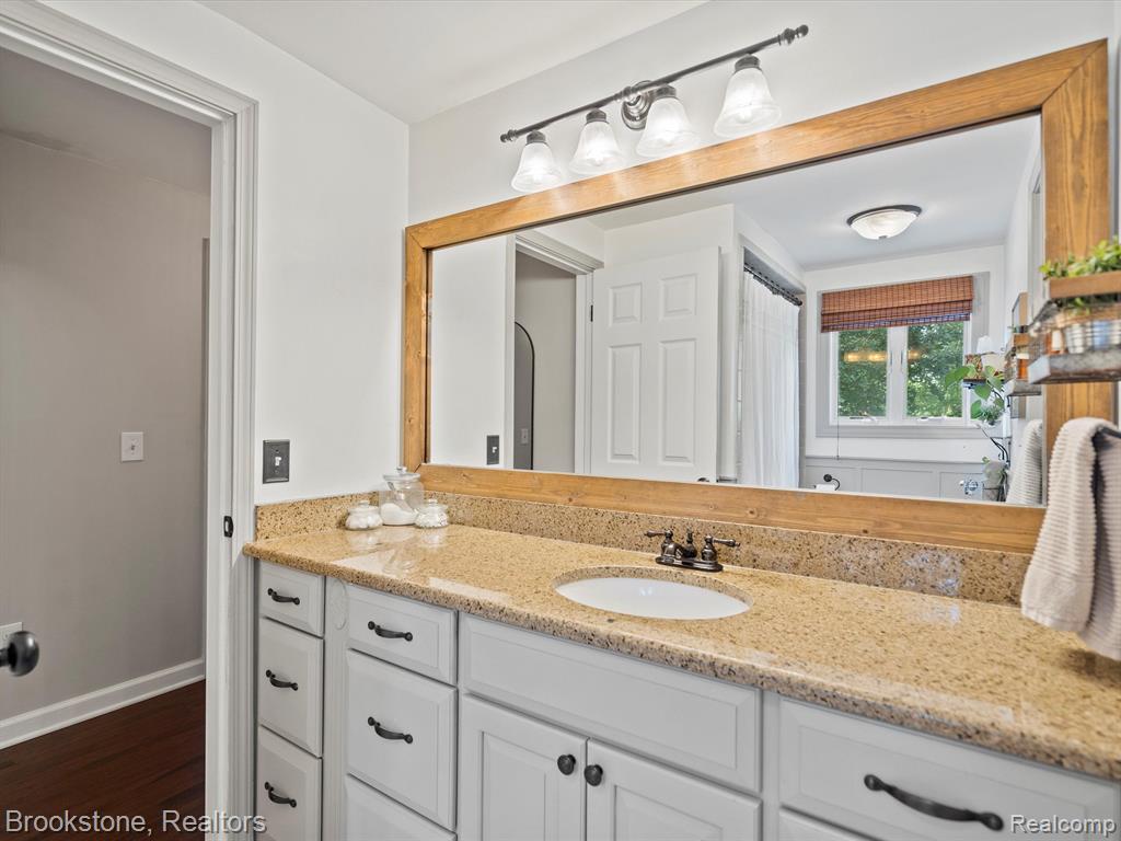1601 Dancer Drive Rochester Hills, MI 48307 - Photo 26 of 43