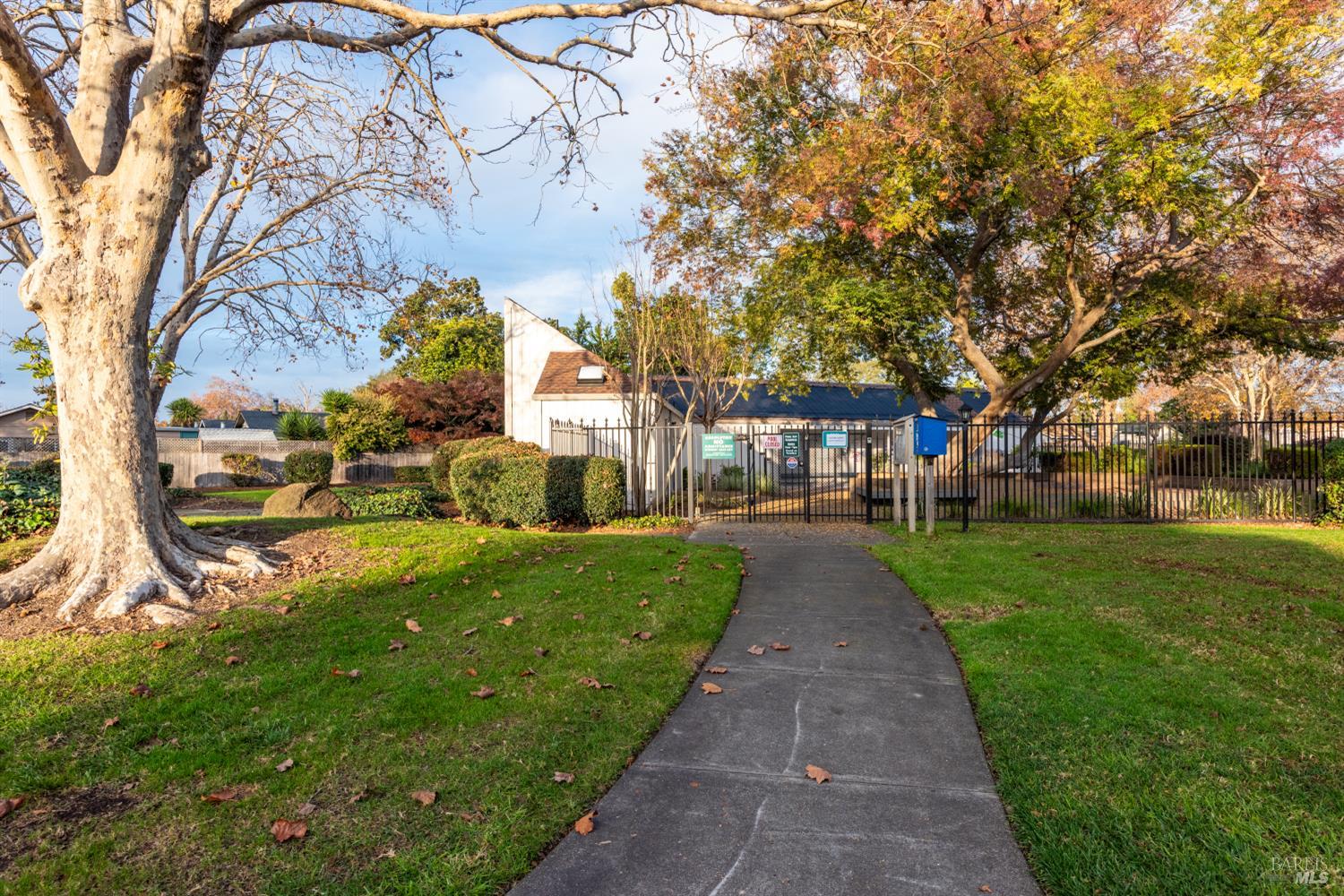 2314 Gads Hill Court Santa Rosa, CA 95401 - Photo 33 of 37 Copperfield Assoc pool entrance