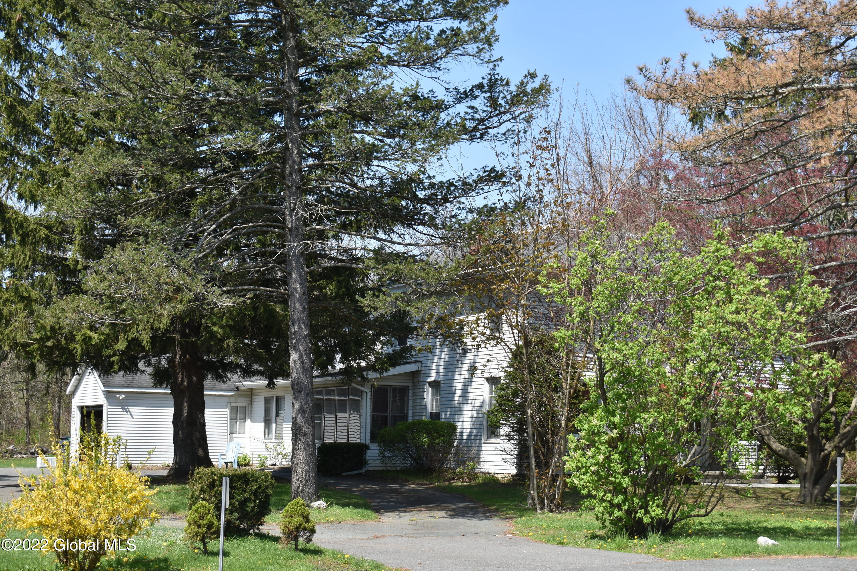 542 Loudon Road Colonie, NY 12211 - Photo 3 of 76 DSC_0060