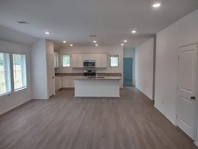 $1,795 | 1420 Cantabria Court, Conroe, TX 77301