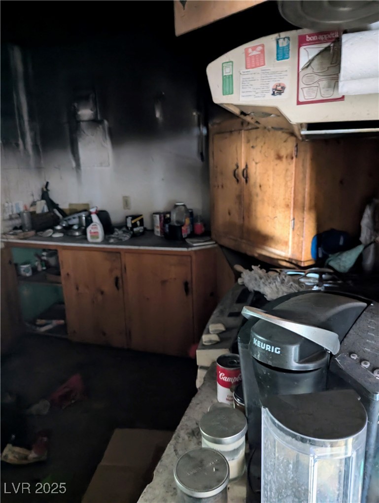 1655 North Gateway Road Las Vegas, NV 89115 - Photo 15 of 19 Fire spread into the kitchen.