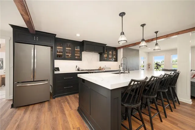 $1,400,000 | 16695 B Highway, Smithville, MO 64089