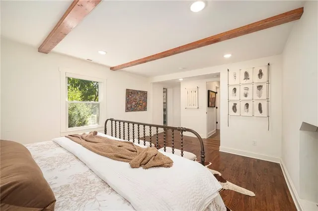 $1,400,000 | 16695 B Highway, Smithville, MO 64089