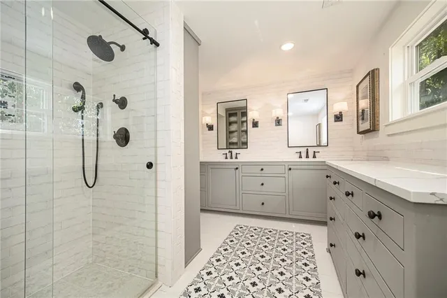 $1,400,000 | 16695 B Highway, Smithville, MO 64089