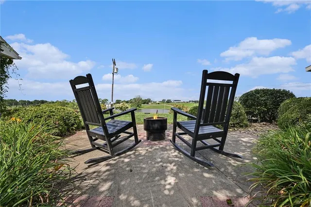 $1,400,000 | 16695 B Highway, Smithville, MO 64089