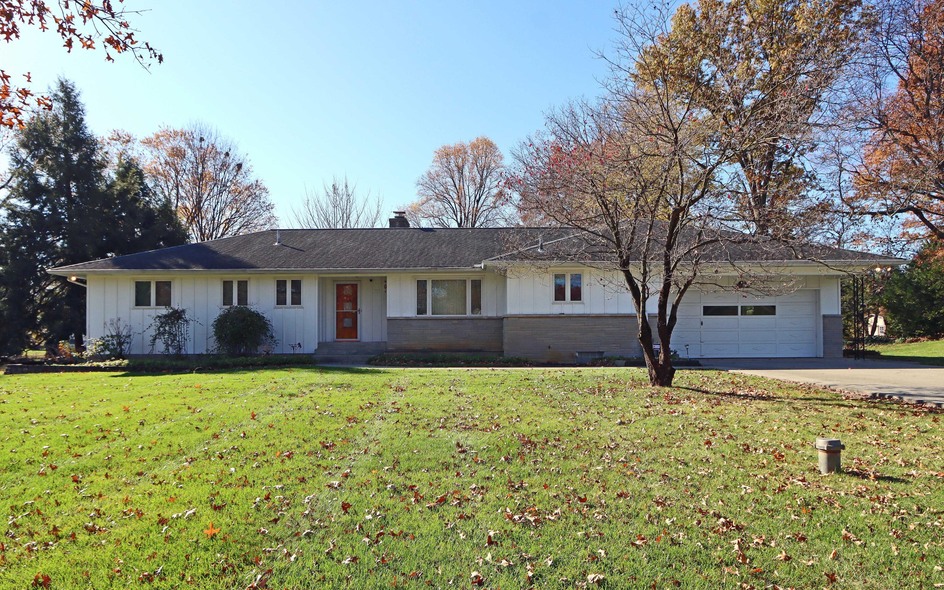 4667 Wingate Road Columbus, OH 43232 - Photo 1 of 47 IMG_2731_edited-1
