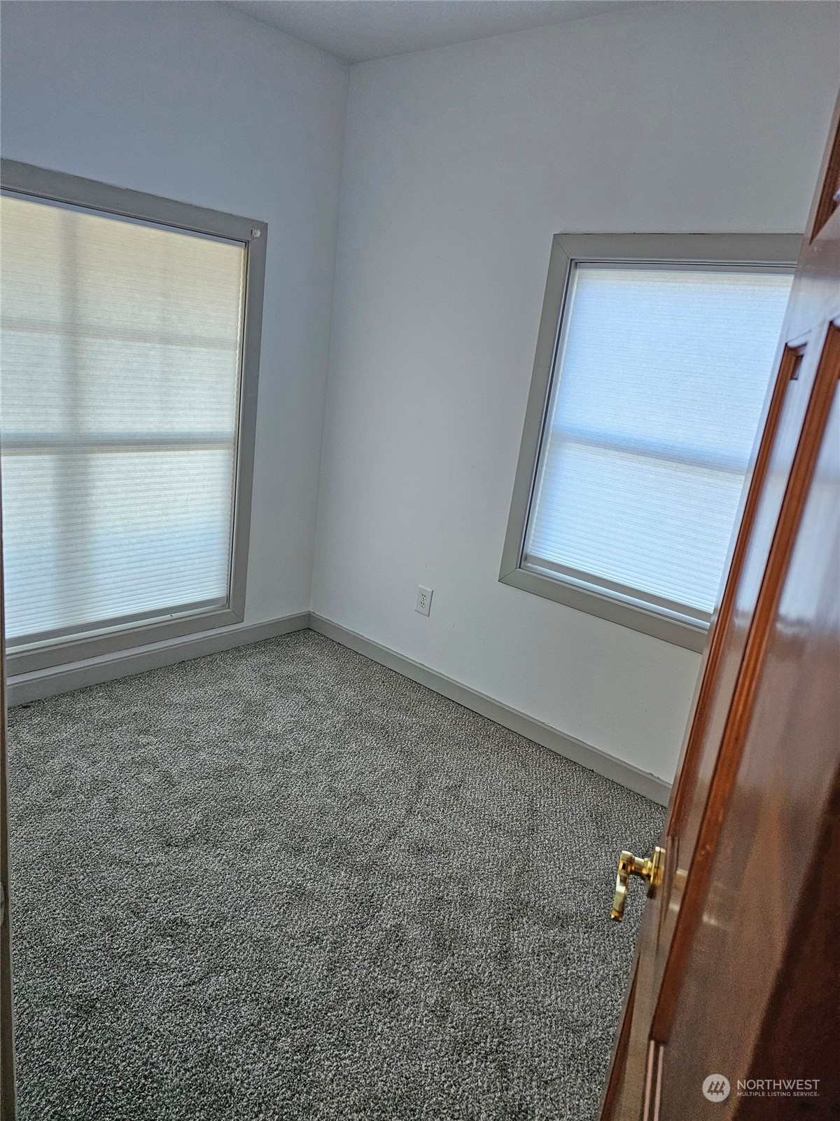 18220 Dallas Street Southwest Rochester, WA 98579 - Photo 21 of 28 an empty room with a window