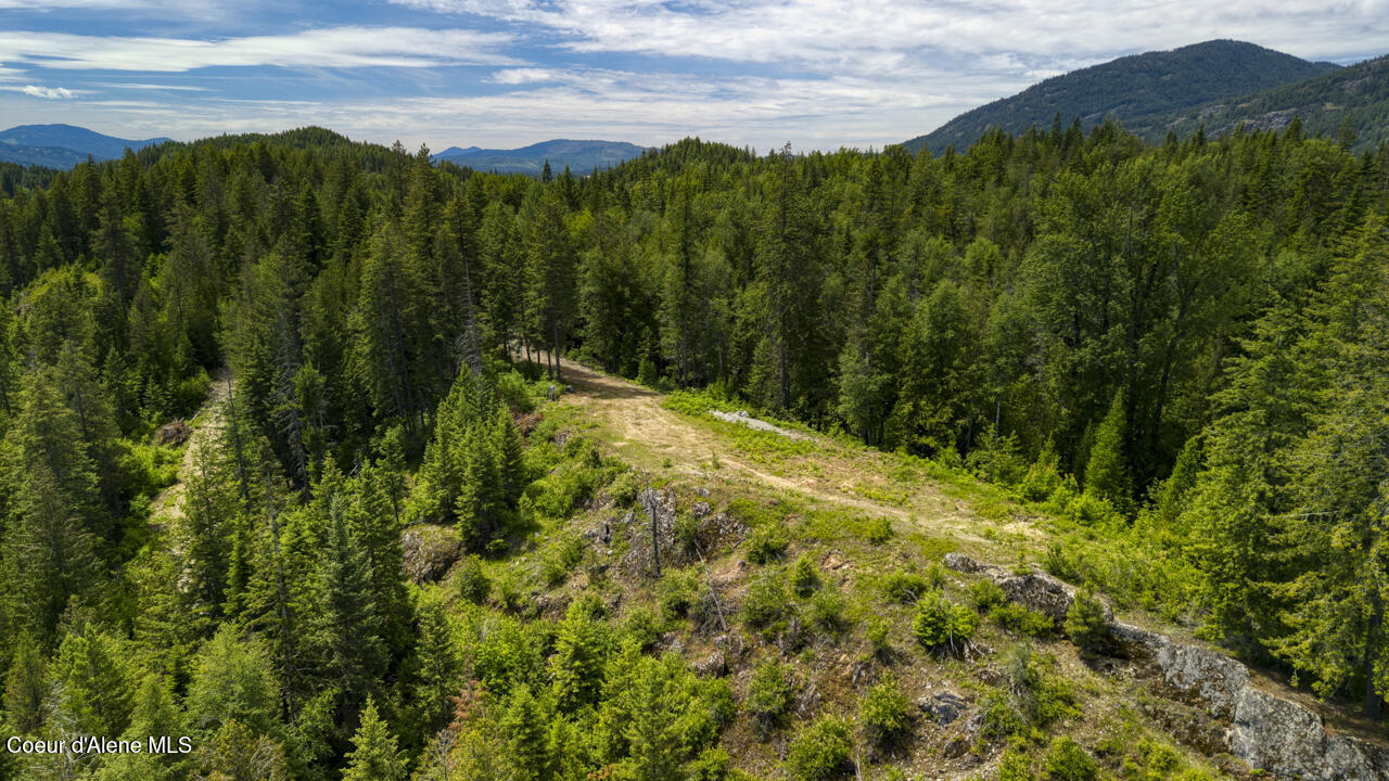 1356 Hidden Valley Rd