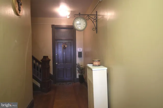 a view of hallway with elevator