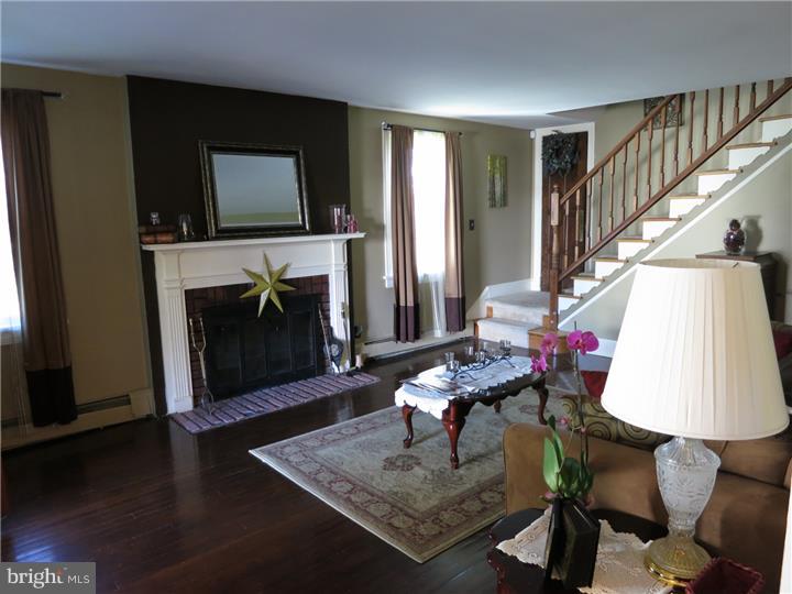 360 Derwyn Road Lansdowne, PA 19050 - Photo 3 of 25 Gallery Image 3