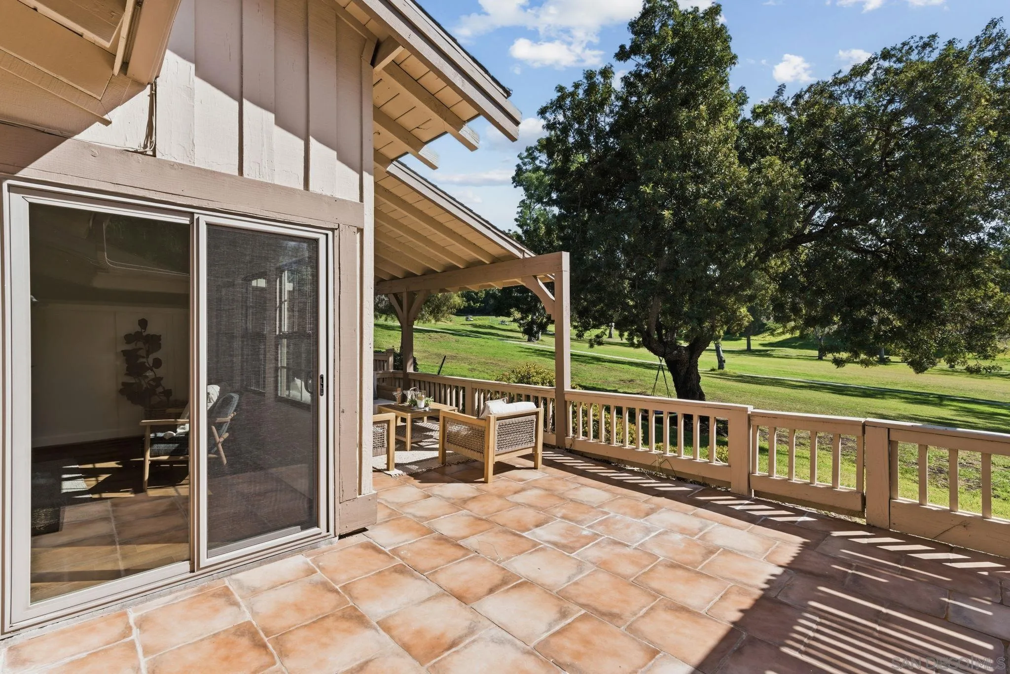 8665 Circle R Valley Lane Escondido, CA 92026 - Photo 13 of 18 Gallery Image 13