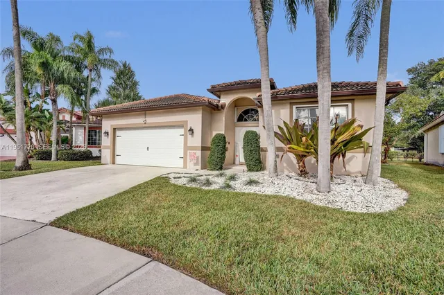$650,000 | 8795 Northwest 76th Place, Tamarac, FL 33321