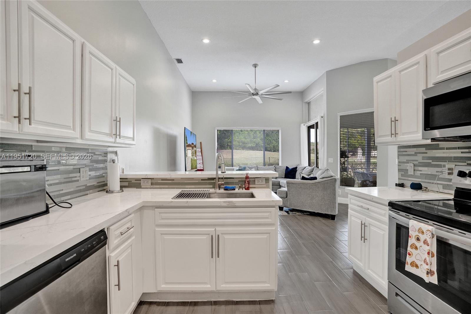 8795 Northwest 76th Place Tamarac, FL 33321 - Photo 48 of 69