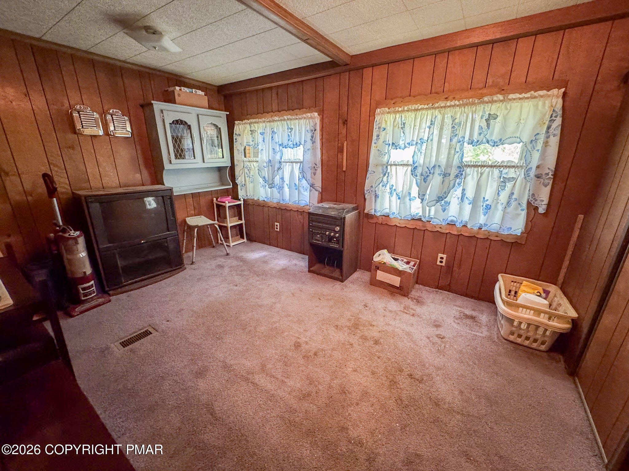 279 East Lizard Creek Road Lehighton, PA 18235 - Photo 8 of 25 a living room with furniture and a window