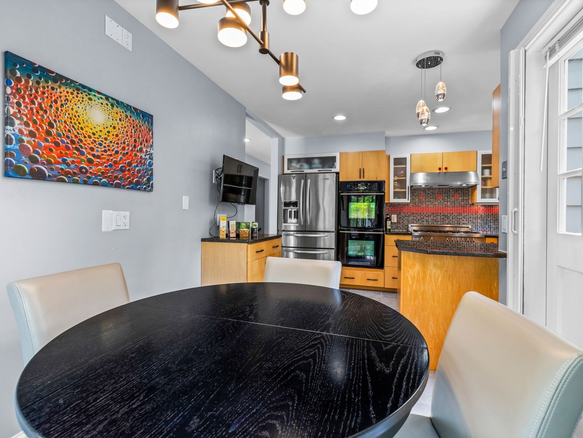 2 Benjamin Place, Unit 2 Brookline, MA 02467 - Photo 11 of 37 Gallery Image 11