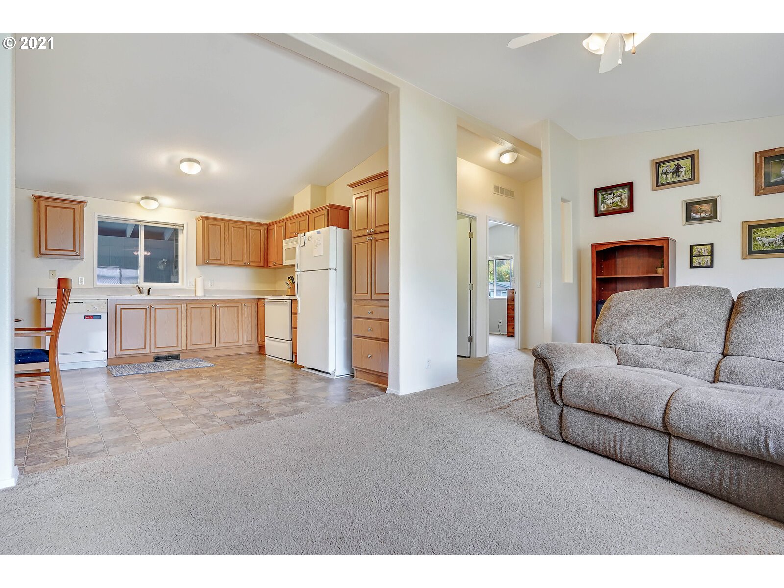 1284 North 19th Street, Unit SP106 Philomath, OR 97370 - Photo 6 of 16