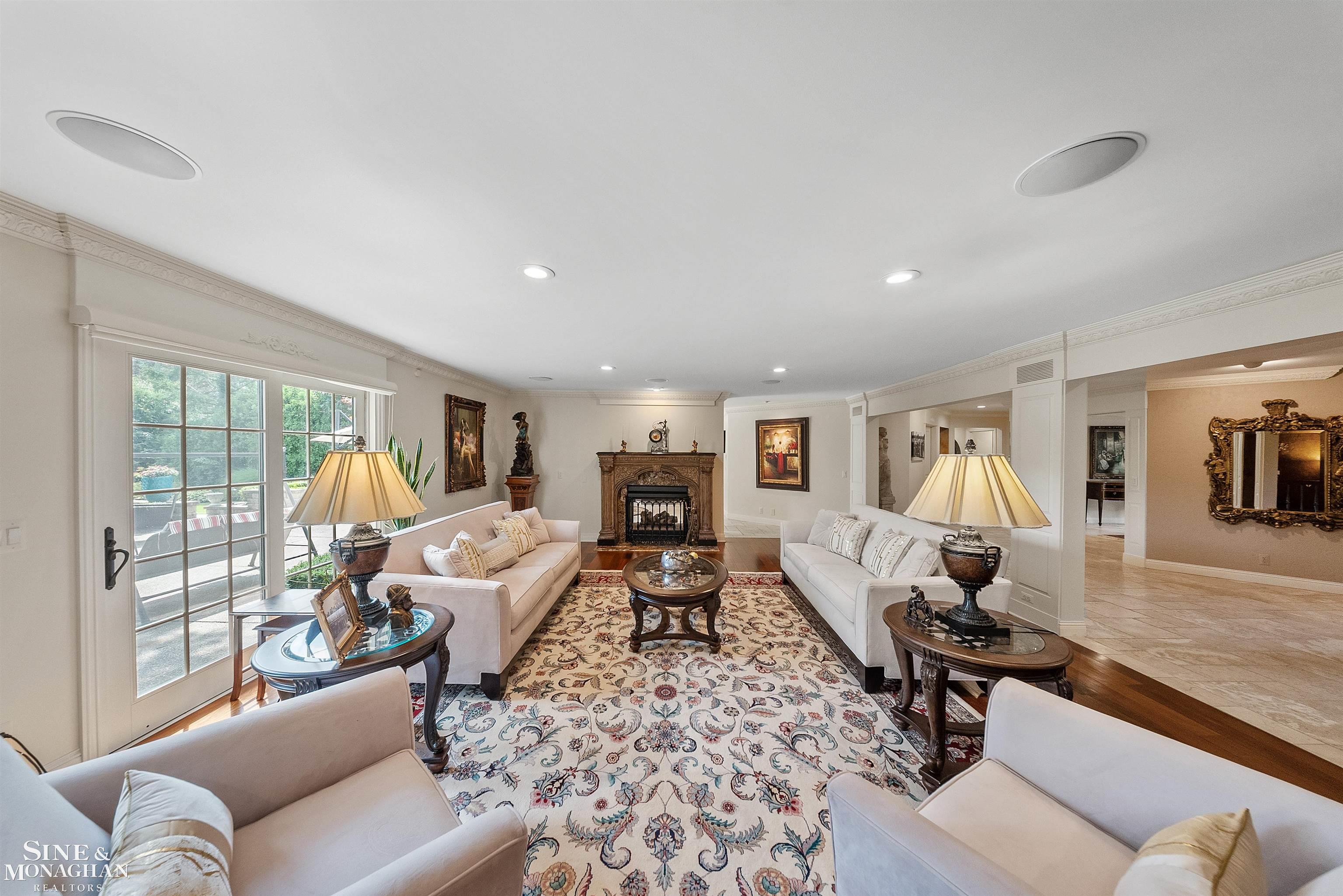 99 Renaud Road Grosse Pointe Shores, MI 48236 - Photo 10 of 91