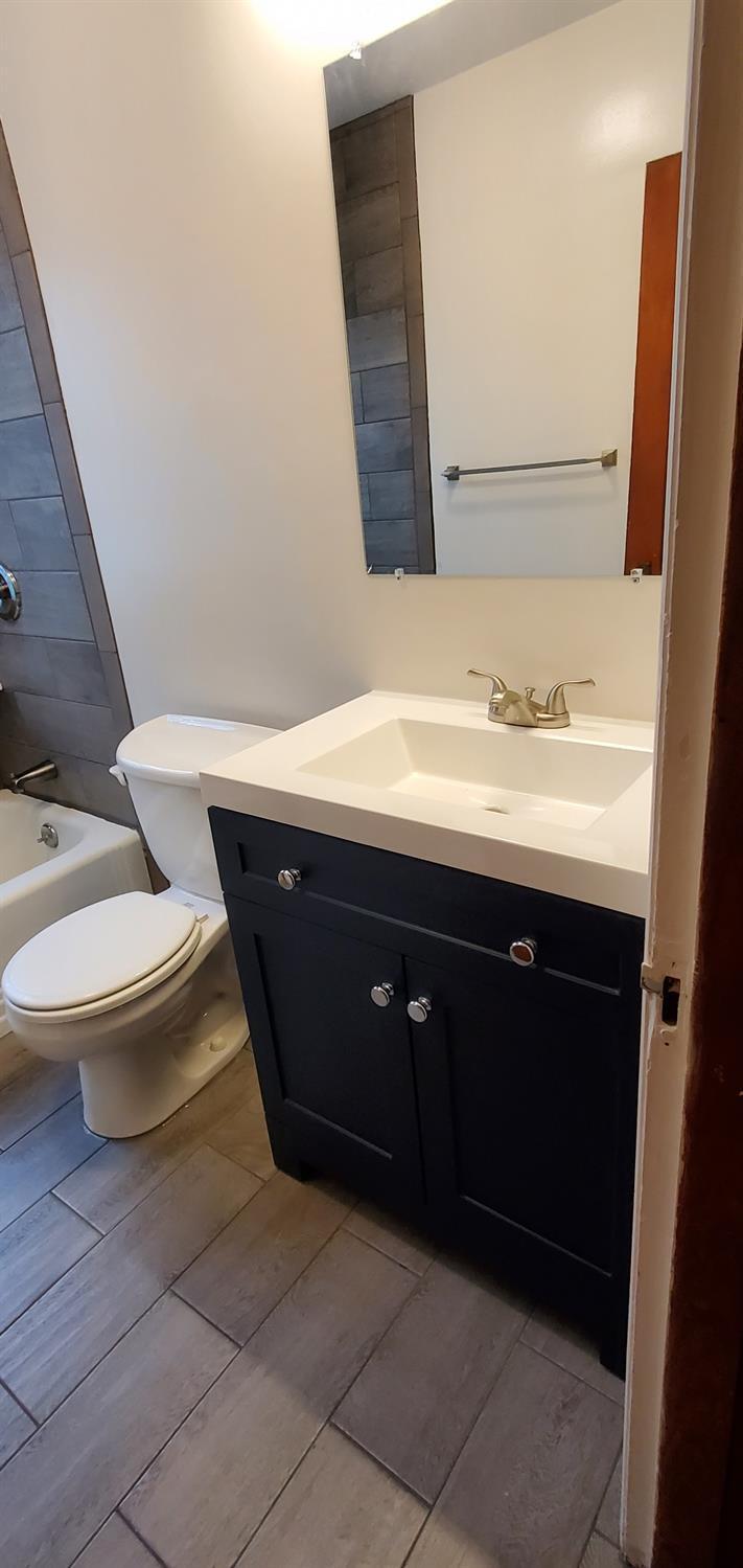 2416 West Galbraith Road Cincinnati, OH 45239 - Photo 10 of 13 Gallery Image 10