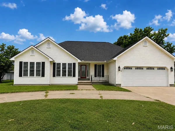 $294,900 | 815 Woodruff Avenue, Sikeston, MO 63801