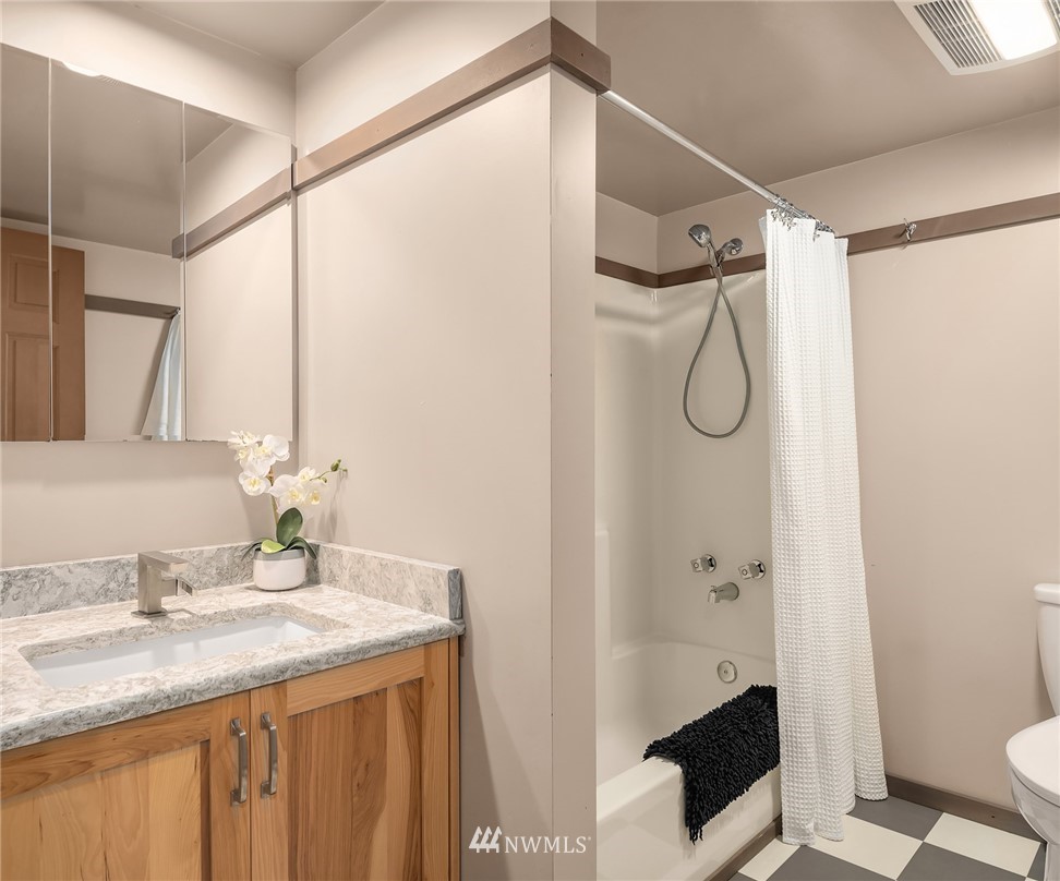 16313 Kelly Road Northeast Duvall, WA 98019 - Photo 29 of 40 Gallery Image 29