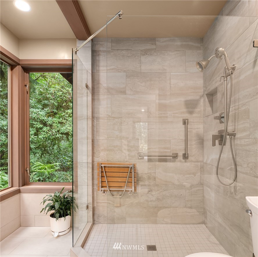 16313 Kelly Road Northeast Duvall, WA 98019 - Photo 33 of 40 Gallery Image 33