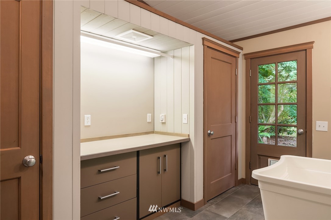 16313 Kelly Road Northeast Duvall, WA 98019 - Photo 10 of 40 Gallery Image 10