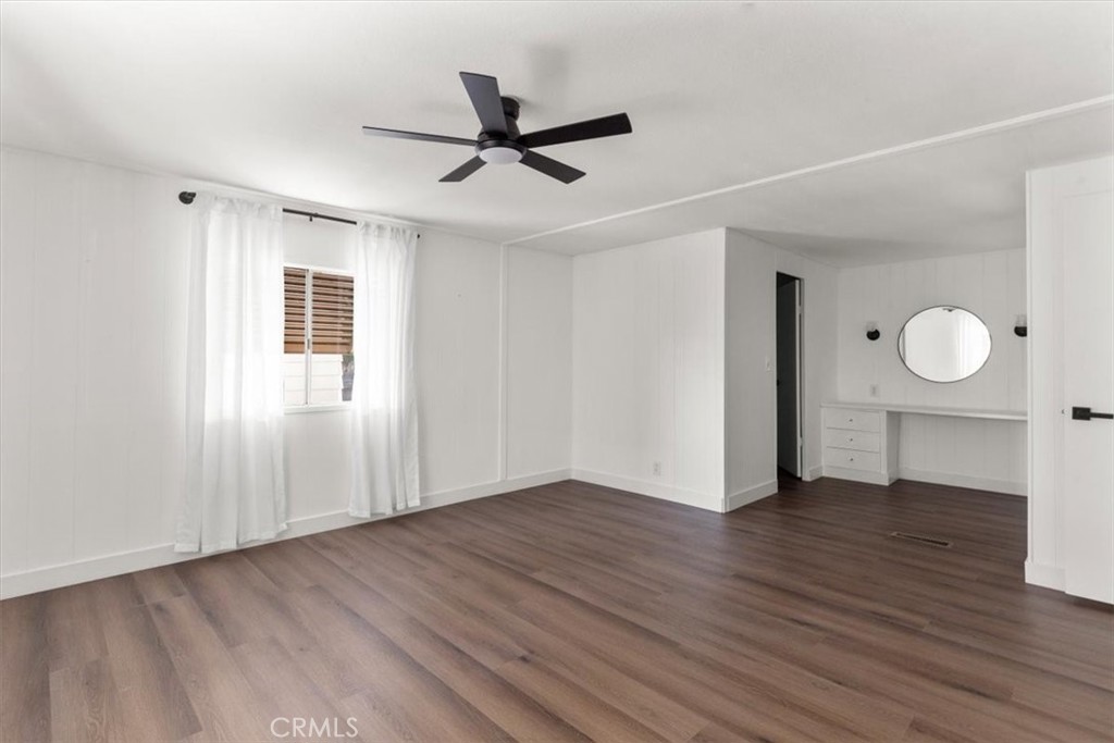 300 North Rampart Street, Unit 127 Orange, CA 92868 - Photo 20 of 29