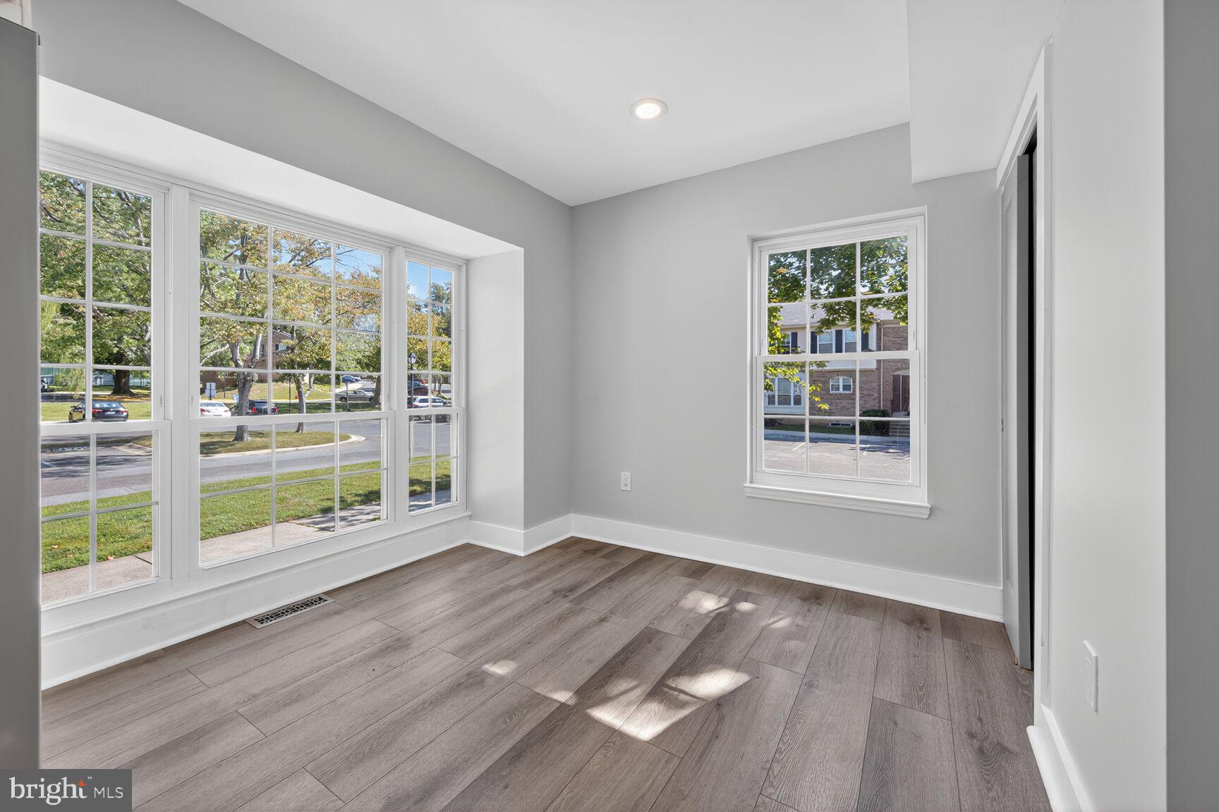 12 Tynewick Court Silver Spring, MD 20906 - Photo 12 of 35 Breakfast Room