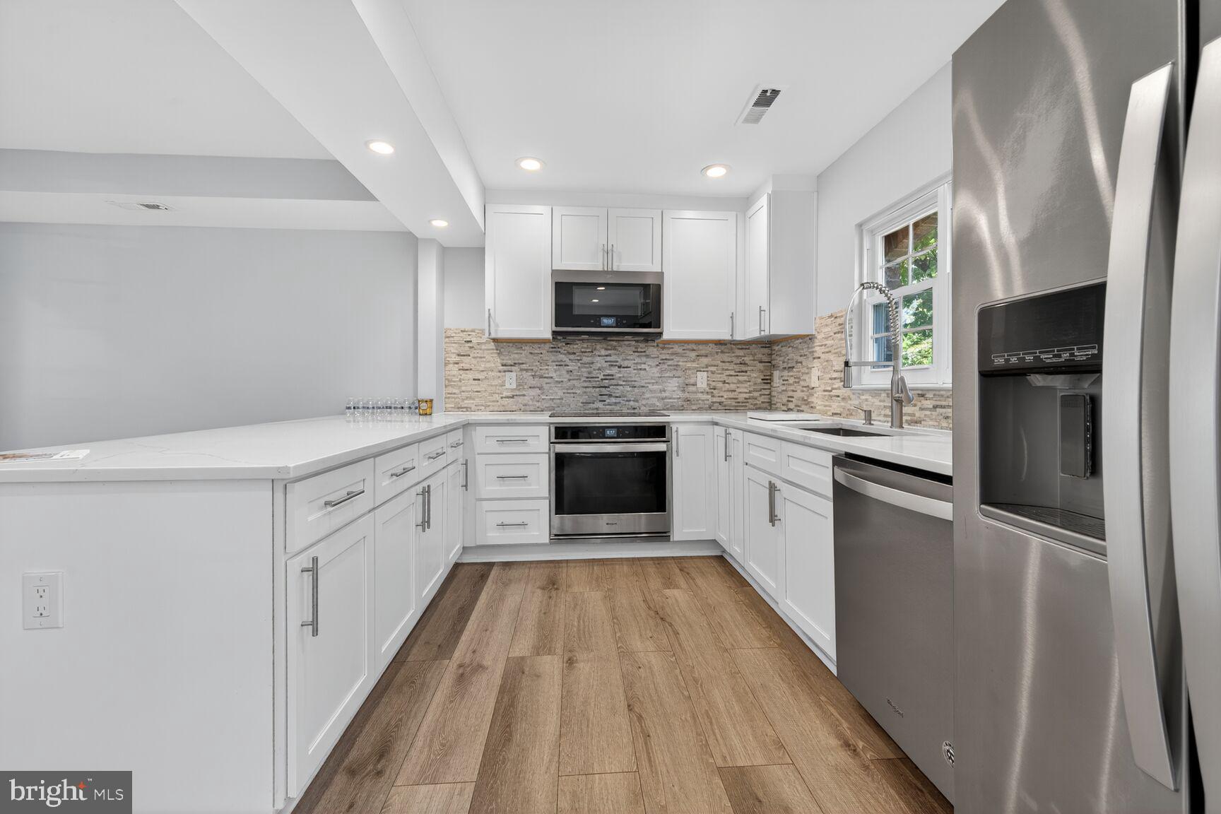 12 Tynewick Court Silver Spring, MD 20906 - Photo 9 of 35 Kitchen