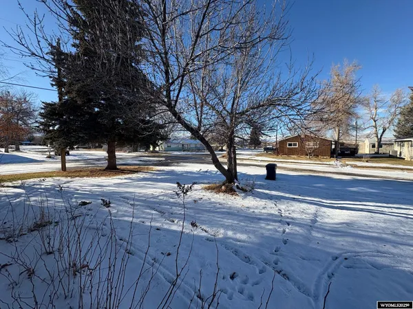 $369,000 | 685 Cedar Street, Lander, WY 82520