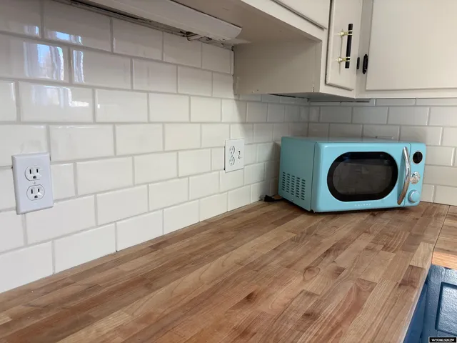 $369,000 | 685 Cedar Street, Lander, WY 82520