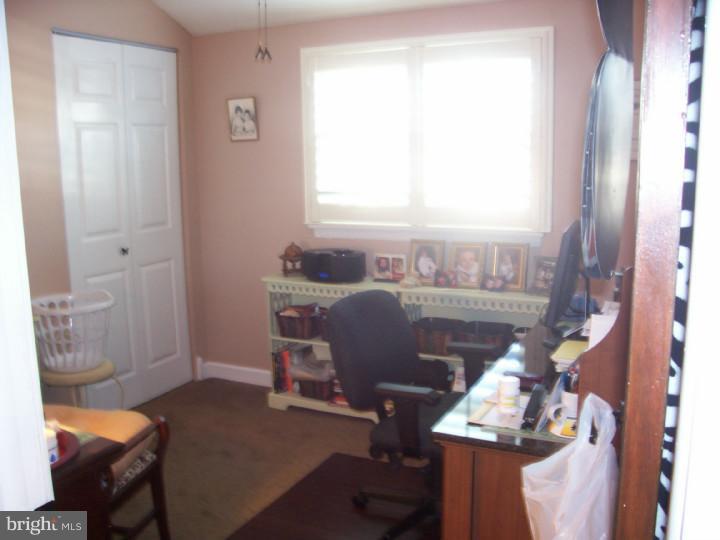 1630 Red Oak Road Williamstown, NJ 08094 - Photo 17 of 25 Bedroom