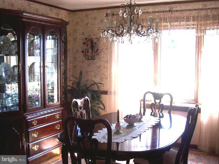 1630 Red Oak Road Williamstown, NJ 08094 - Photo 6 of 25 Dining Room