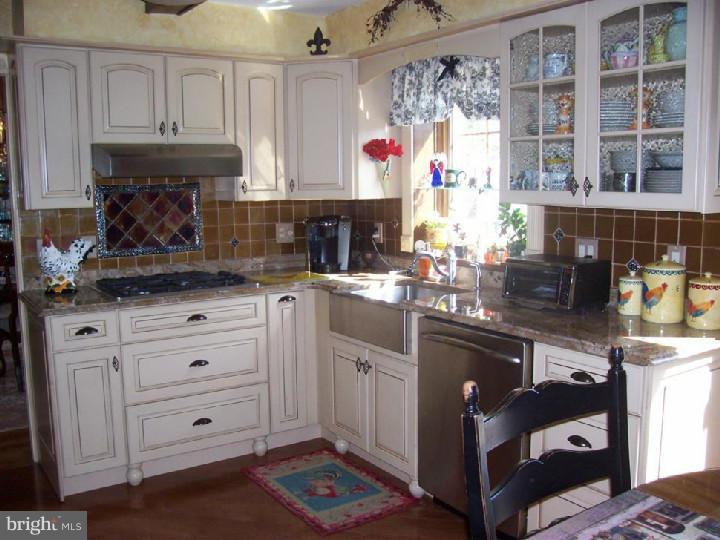 1630 Red Oak Road Williamstown, NJ 08094 - Photo 7 of 25 Kitchen