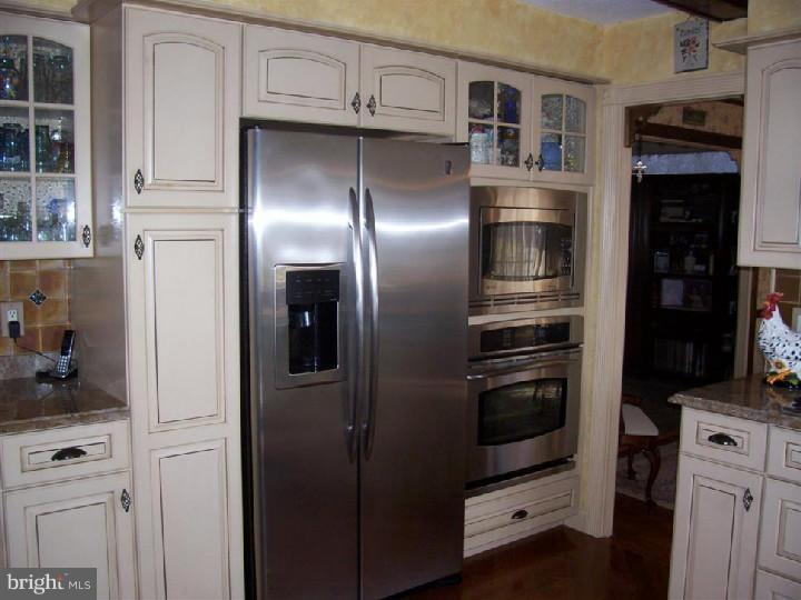 1630 Red Oak Road Williamstown, NJ 08094 - Photo 8 of 25 Kitchen