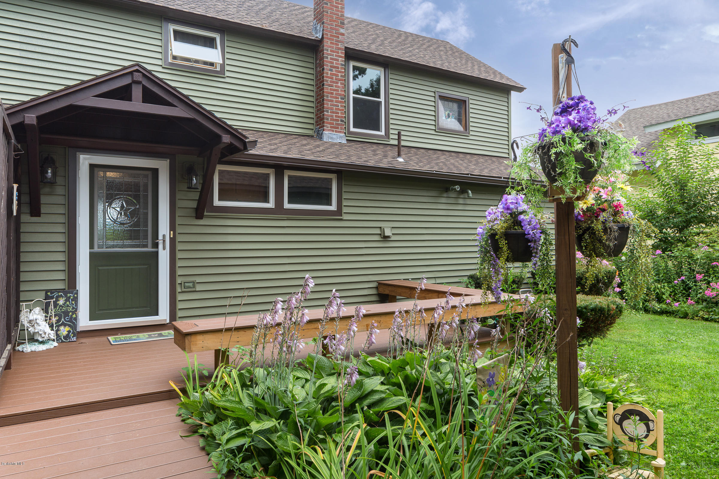20 Waubeek Road Pittsfield, MA 01201 - Photo 17 of 18 new deck