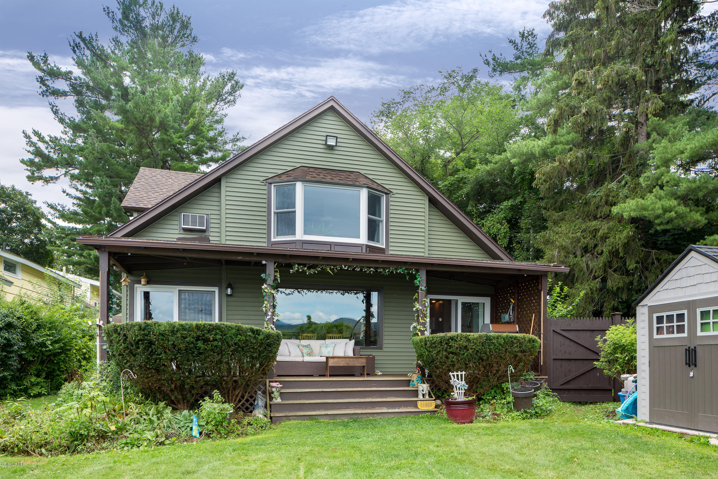 20 Waubeek Road Pittsfield, MA 01201 - Photo 4 of 18 Exterior