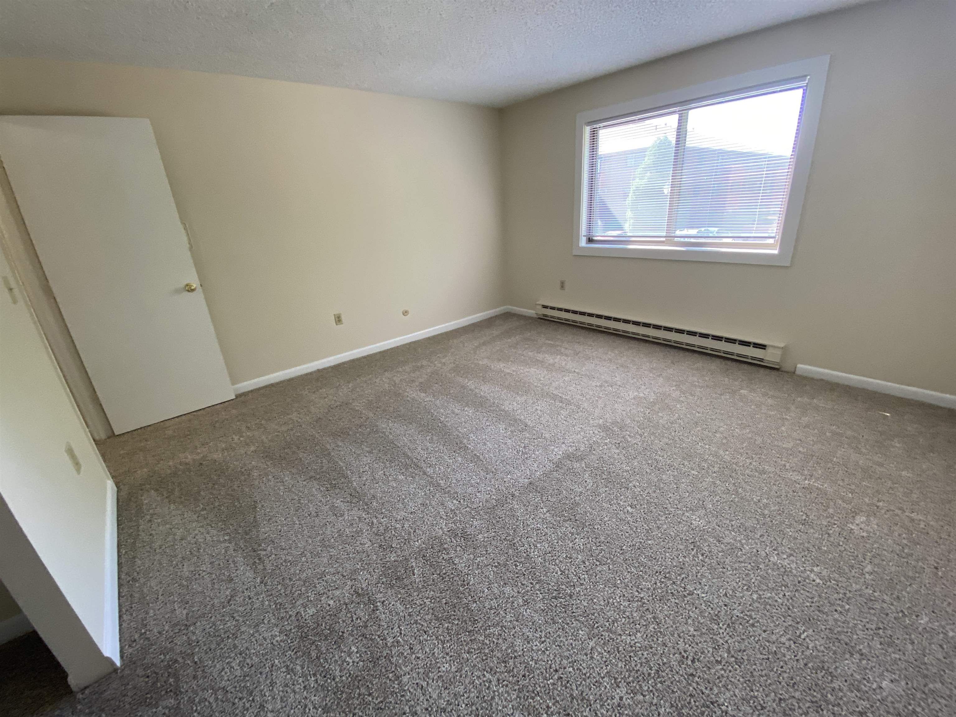 29 Capron Road, Unit 34 Milford, NH 03055 - Photo 25 of 38