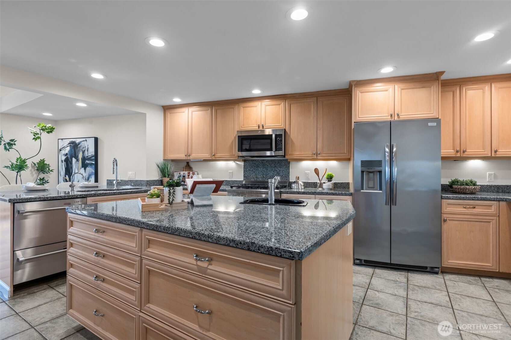 4105 Southwest 109th Street Seattle, WA 98146 - Photo 18 of 40