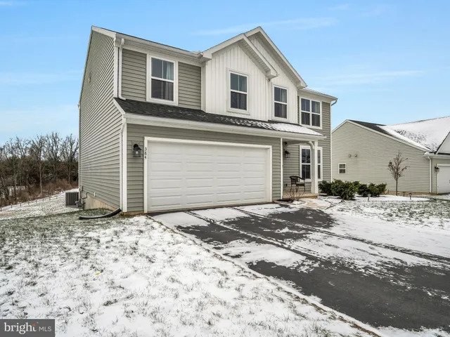 $544,900 | 384 Old Ivy Drive, Bellefonte, PA 16823