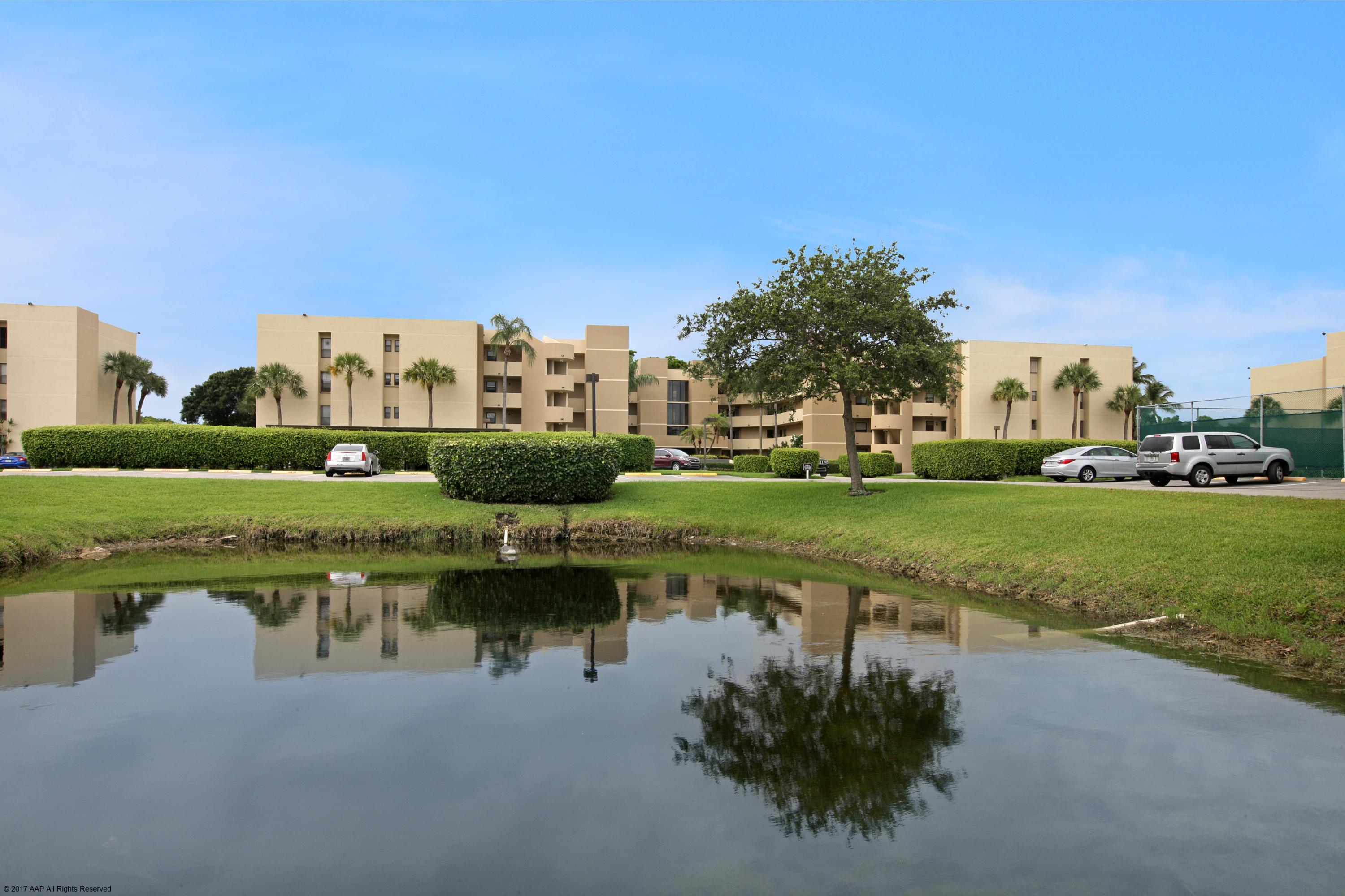 5801 Camino Del Sol, Unit 305 Boca Raton, FL 33433 - Photo 1 of 15 Front
