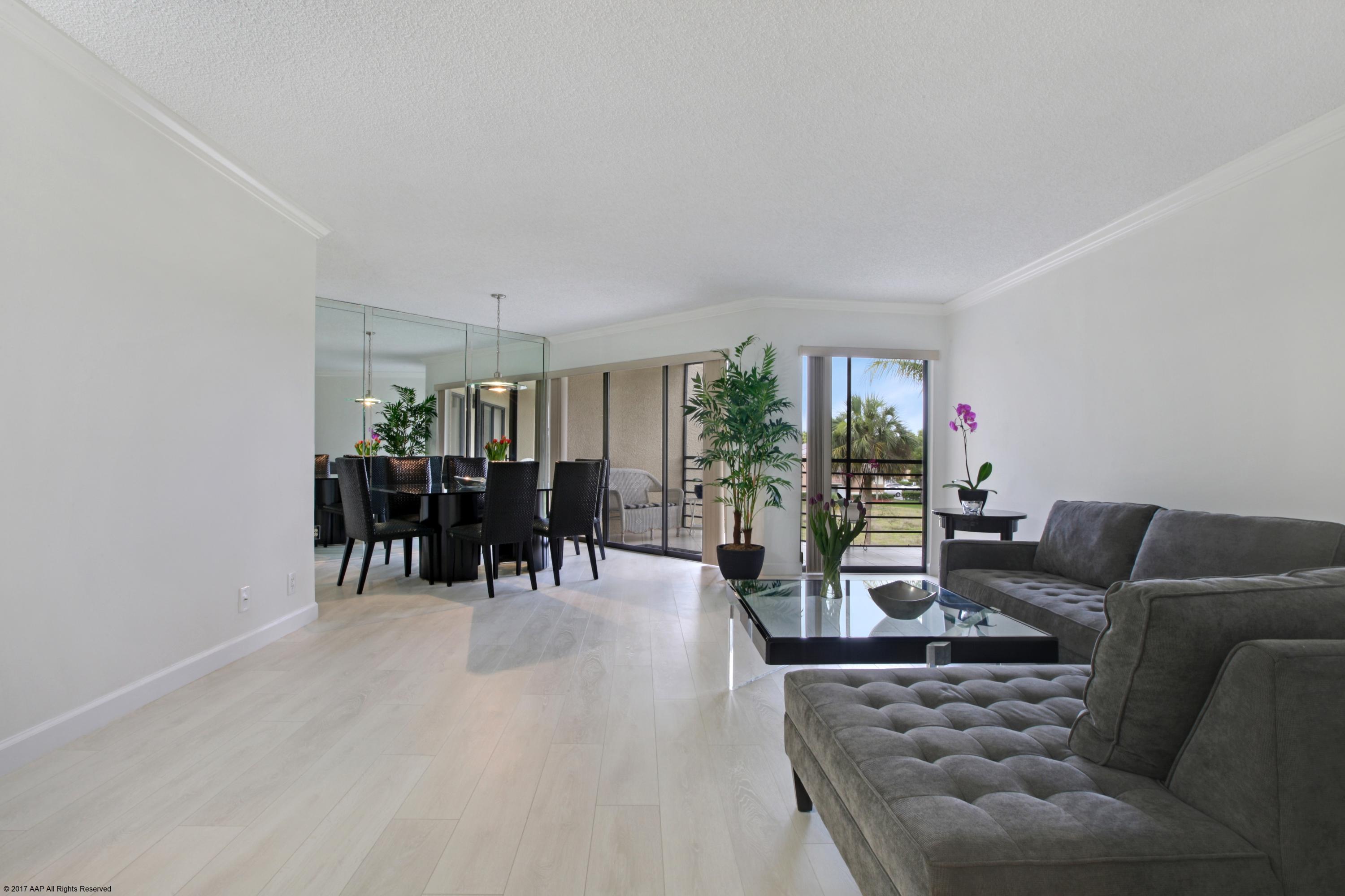 5801 Camino Del Sol, Unit 305 Boca Raton, FL 33433 - Photo 3 of 15 Living Room/Dining