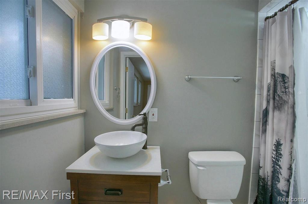 6840 Dublin Fair Road Troy, MI 48098 - Photo 19 of 29