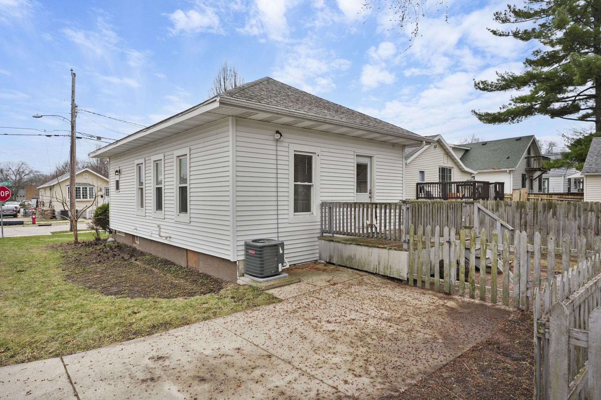 248 North Marquette Street Madison, WI 53704 - Photo 33 of 41
