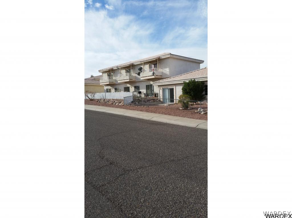 859 Warren Road Bullhead City, AZ 86429 - Photo 3 of 12 Front