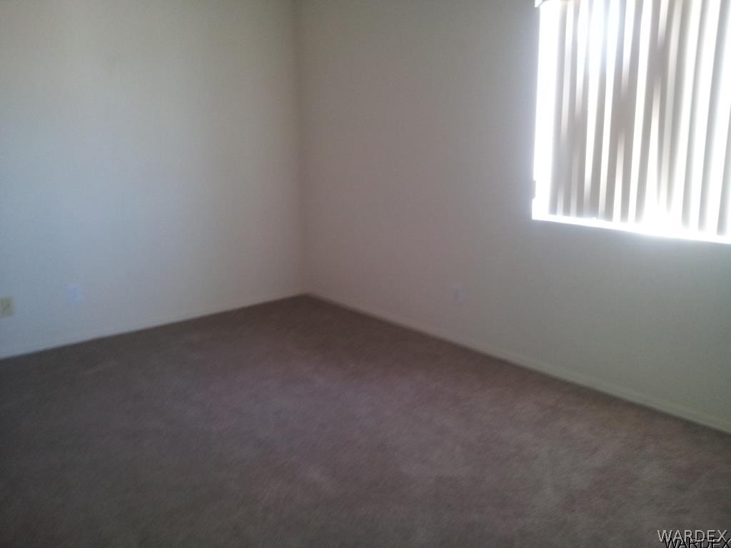 859 Warren Road Bullhead City, AZ 86429 - Photo 10 of 12 Town house style